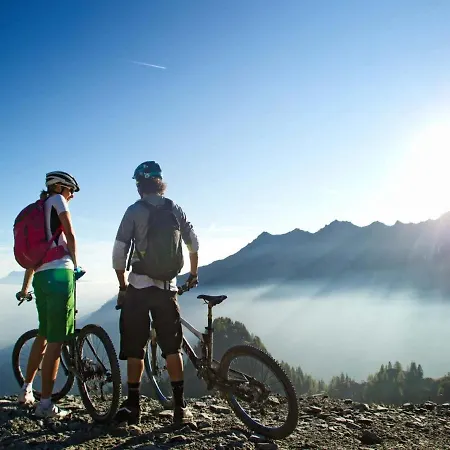 With Beautiful View And Sauna, Near Zell Am See & Kaprun Piesendorf